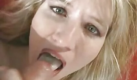 若い金髪の遊びとともに彼女の指とともに彼女のL. 無料 イケメン エッチ 動画