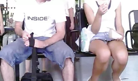 若い友人は紳士に彼のドレスと彼と彼の貪欲な妹を示した エロ 動画 イケメン 男子