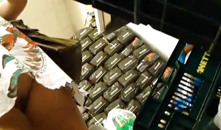 学生ショー イケメン エロ 無料 busty成熟した先生のパワーの彼のペニス