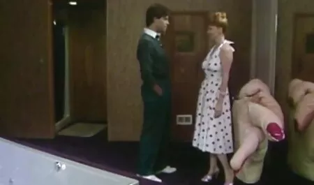 退屈な主婦は白くしてくださいの暴力的な爆発を望んでいます イケメン 動画 av