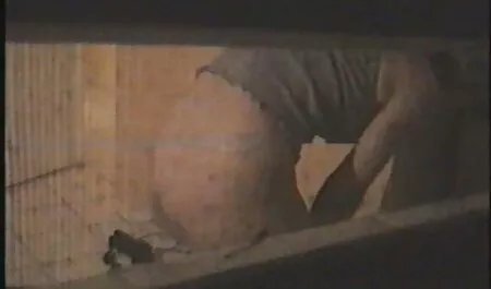 アジアのポルノスター エロ 動画 イケメン 激しい Asa Akiraと彼女の彼氏に乗るクールな自転車