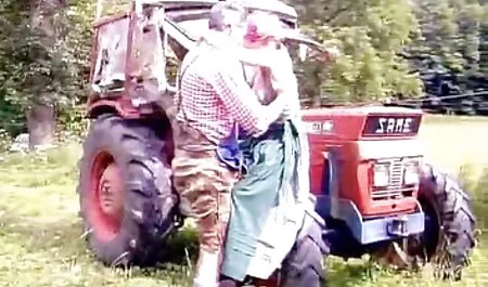 二つの成熟したレズビアン弄とstraponと入れ彼らの拳に彼らのpussies 無料 イケメン エッチ 動画