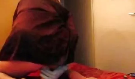 いたずら成熟した金髪stroking角質の商品とともに彼女の指 イケメン と 美女 の セックス 動画