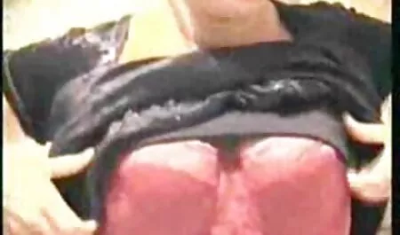 女性ランジェリー姿の美しい癌 エロ 動画 イケメン 男子