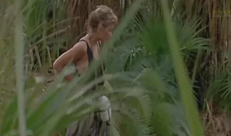 若い女の子は慎重に男性の肛門を与える イケメン 動画 アダルト