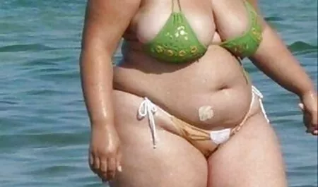 二つの若い女の子と堕落した息子のセックス アダルト 動画 美男 美女