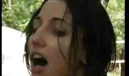 完全なオーガズムにベッドの上で若い金髪と情熱的な姉妹を目覚めさせる h な 動画 イケメン