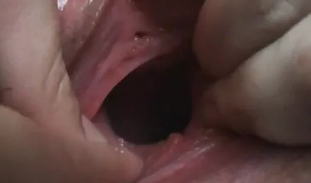 タイトなお尻に粒状の、コックによって制御されている犬 イケメン アダルト 無料