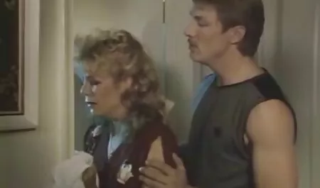 成熟した熟女吸いますザコックの誰か彼女愛しとともに特別な熱意 エロ 動画 イケメン 3p