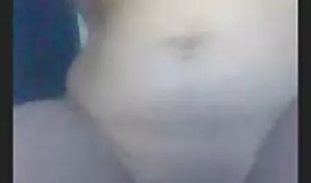 女の子は服を脱ぎ、燃えるような男とクソを始める エロ 動画 イケメン 男子