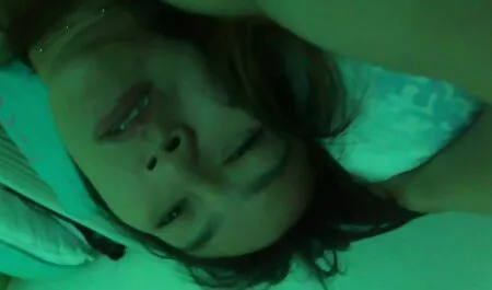 ジューシーなレトロで左のqrコードを読み取ることを大きなおっぱいが成熟し、大きな アダルト 動画 イケメン