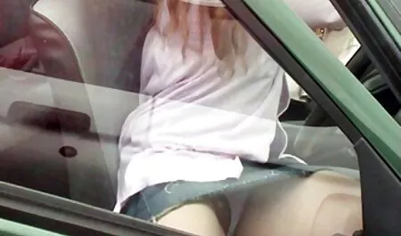 ビキニで成熟した隣人は準備ができていますhandjobあなたの男根と助けて彼に精液 イケメン 濡れ場 動画