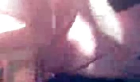 男の男根は、成熟したブロンドからの素晴らしいフェラチオです av 無料 イケメン