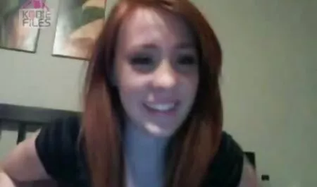 酔わせるような濡れた男の子fucksとゲイhussarのカーペット 痴漢 イケメン 動画