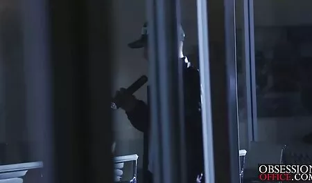 わんぱく少女日光浴をしながら、ビーチにトップレス、楽しいものになりたい イケメン エッチ 無料