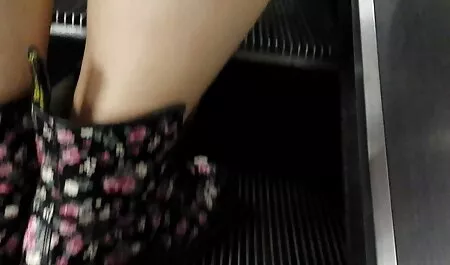 成熟したラテンポルノスターは輪姦を恐れていない イケメン え ろ