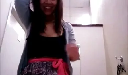 若い雌犬からのクールなフェラチオのような男のコック野生とそれにcums えろ イケメン 動画