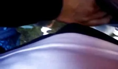 タクシー運転手は肛門性threesomeと二つの女の子のポルノ エロ ビデオ イケメン